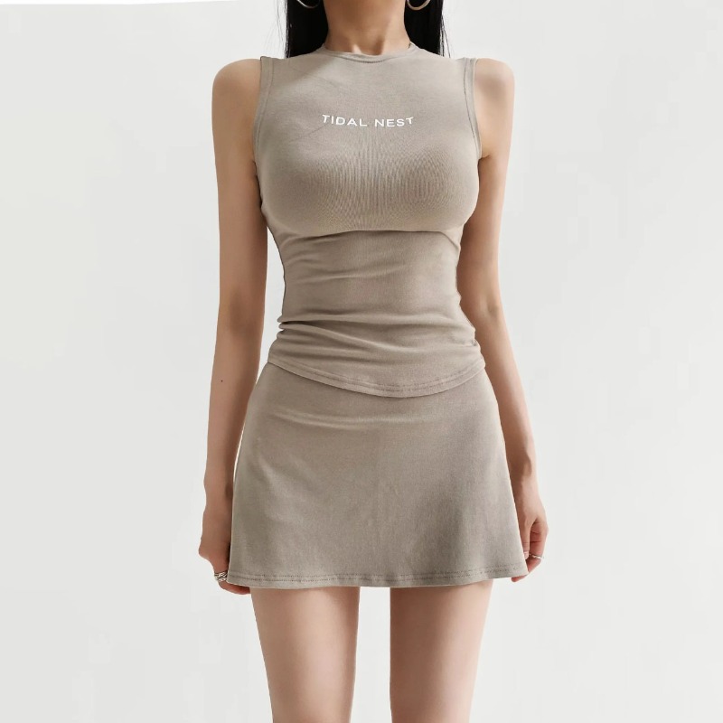 New Letter Printed Round Neck  - đánh giá và giá Fitness & Nutrition Lab Zapopan