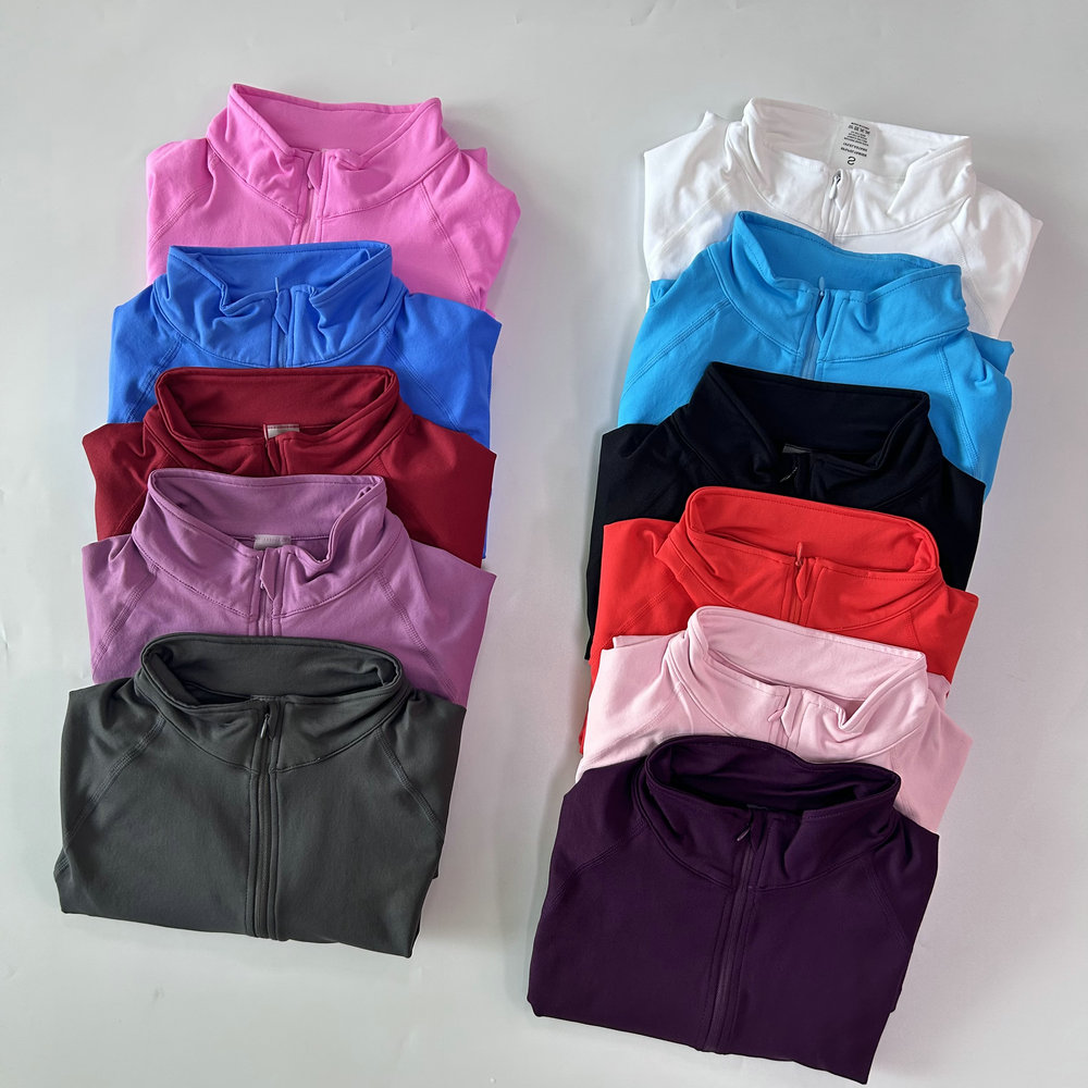No Logo Yoga Jacket With Half  - đánh giá và giá Fitness & Nutrition Lab Zapopan